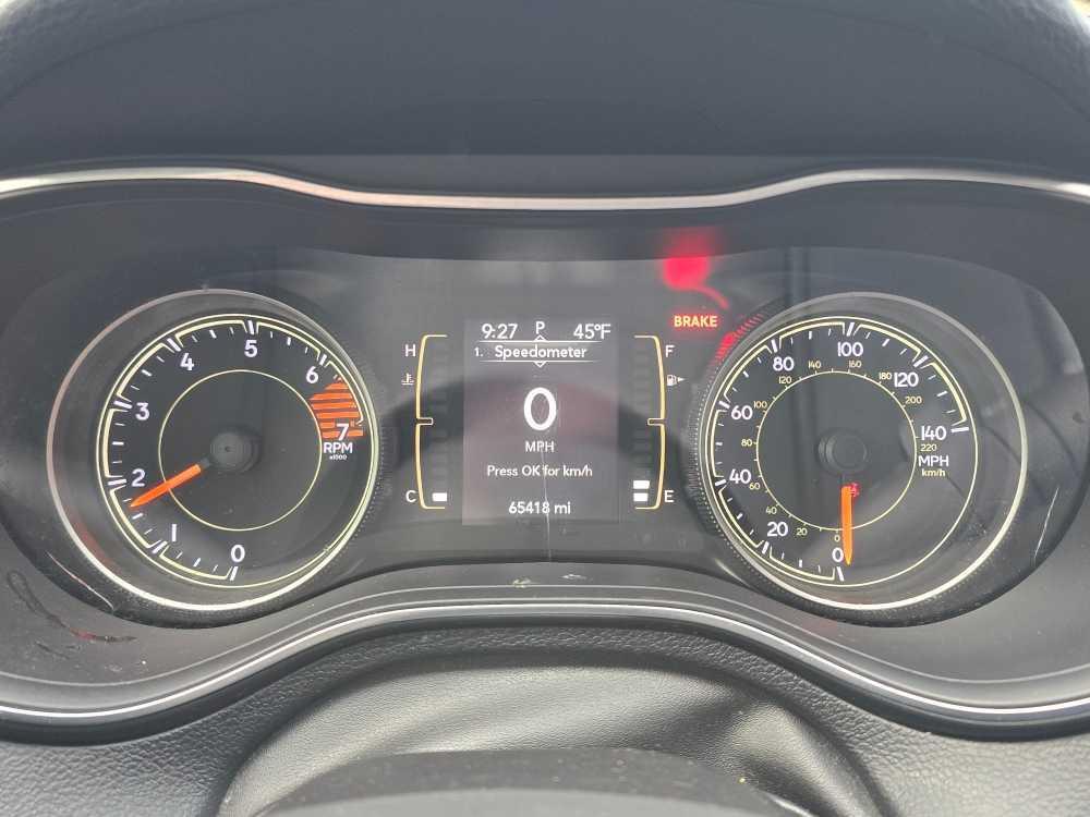 used 2020 Jeep Cherokee car, priced at $18,495