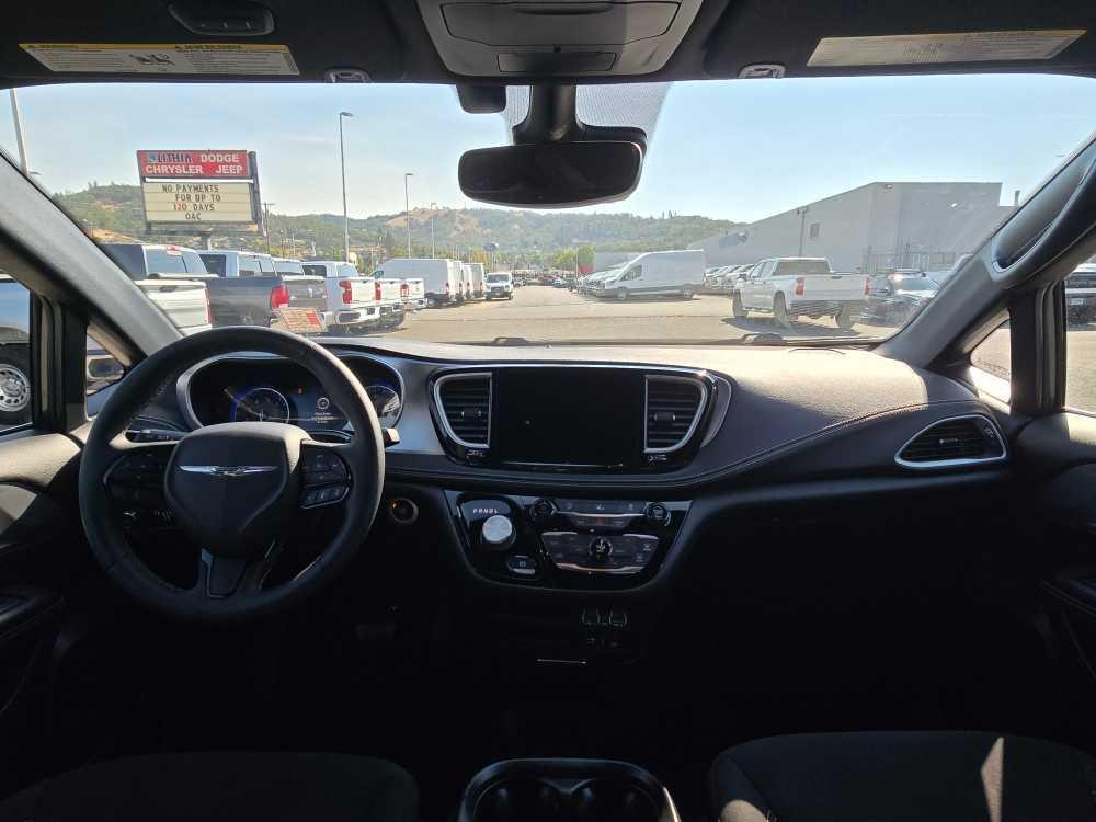 used 2022 Chrysler Pacifica car, priced at $25,495