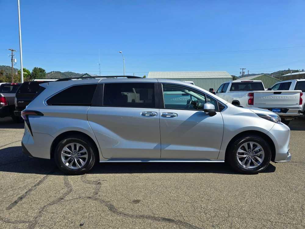 used 2023 Toyota Sienna car, priced at $40,495