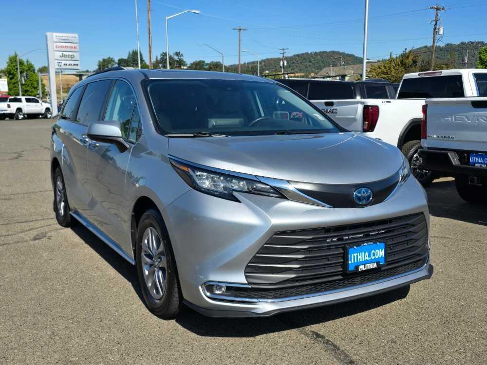 used 2023 Toyota Sienna car, priced at $40,495