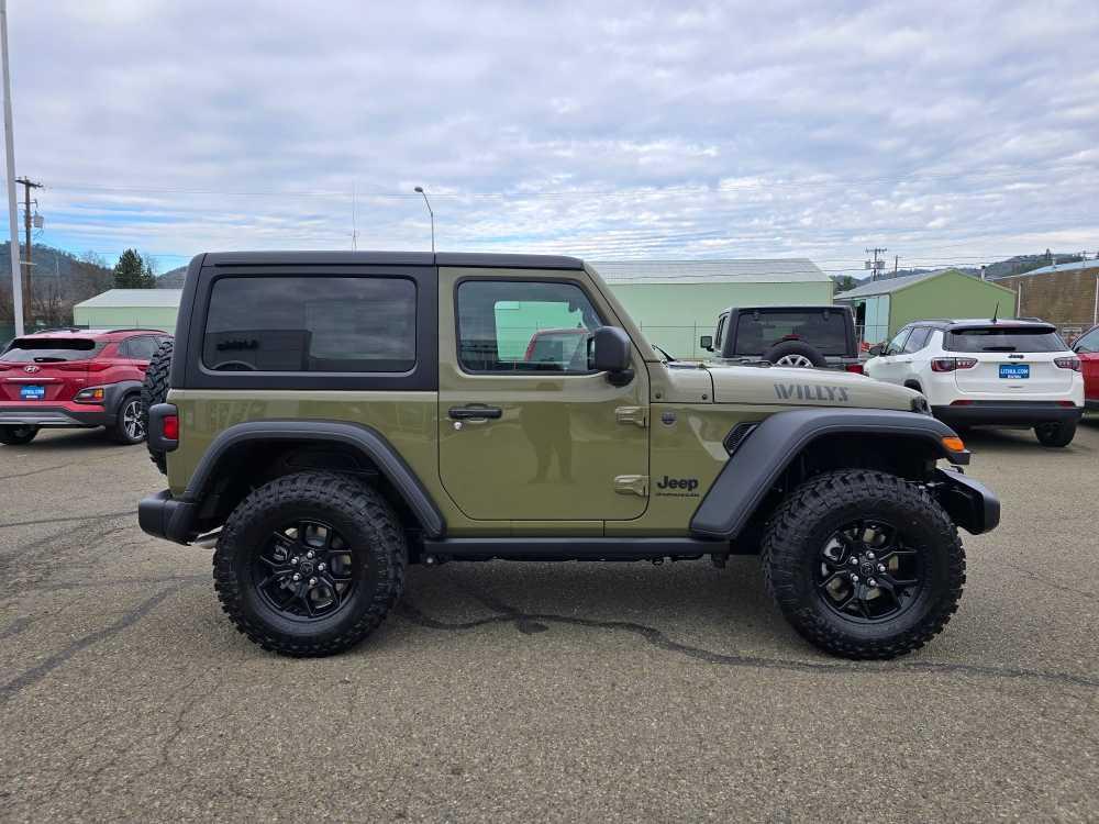 new 2025 Jeep Wrangler car, priced at $42,995