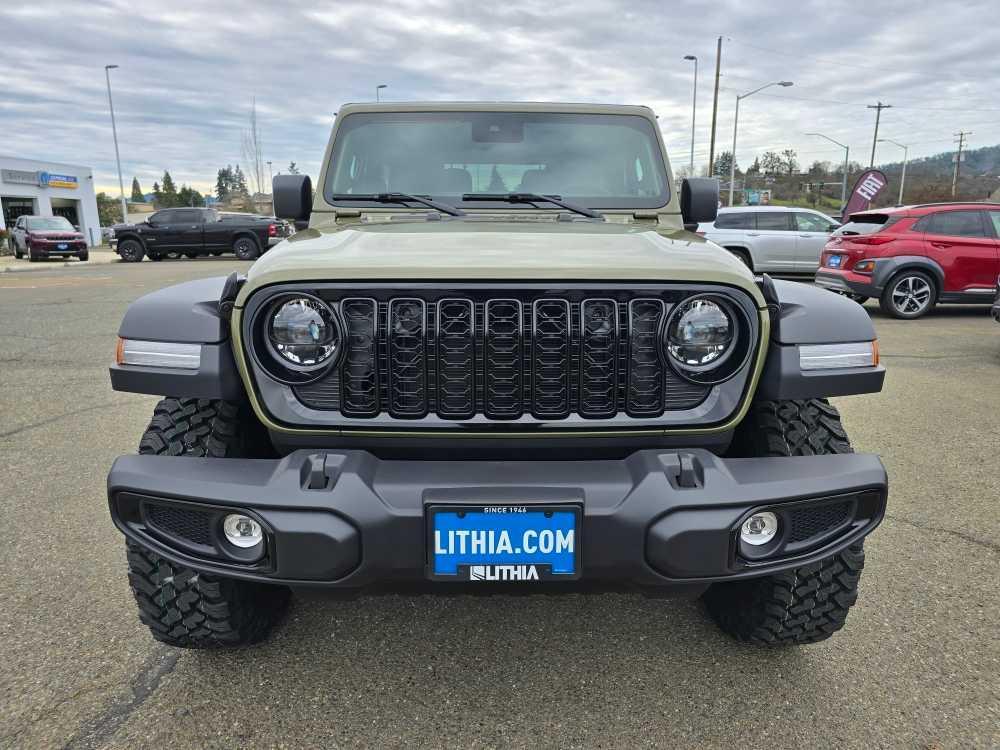 new 2025 Jeep Wrangler car, priced at $42,995