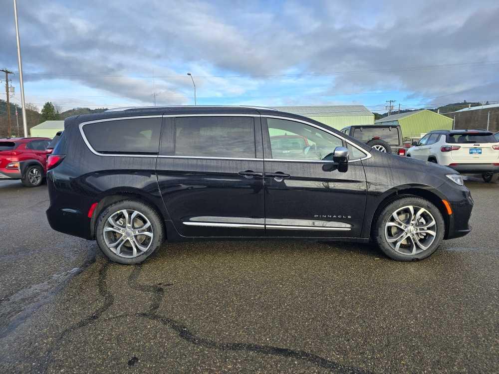 new 2025 Chrysler Pacifica car, priced at $54,995