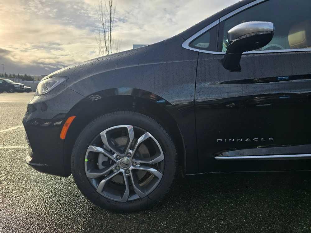 new 2025 Chrysler Pacifica car, priced at $54,995