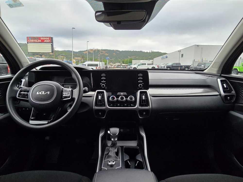 used 2022 Kia Sorento car, priced at $22,995