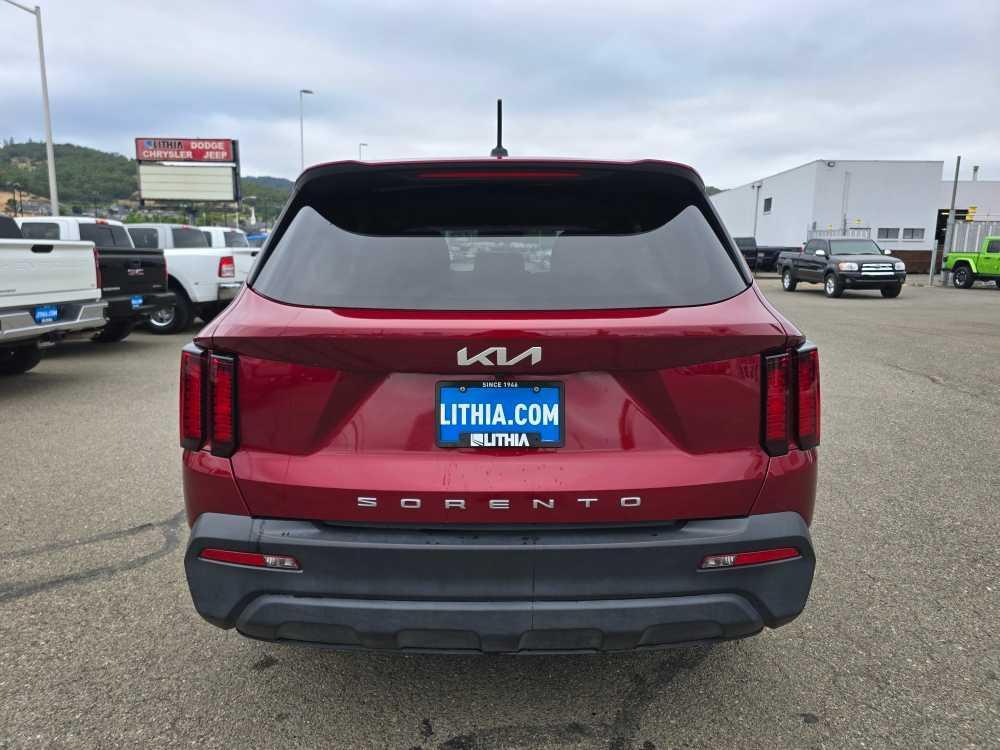 used 2022 Kia Sorento car, priced at $22,995
