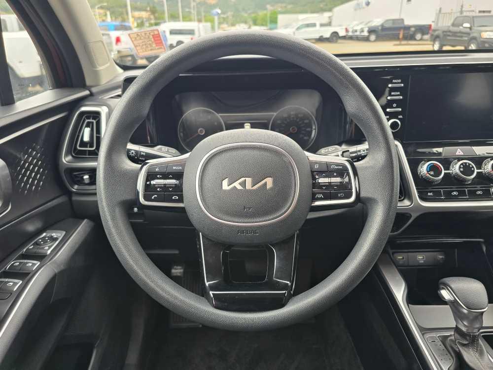 used 2022 Kia Sorento car, priced at $22,995