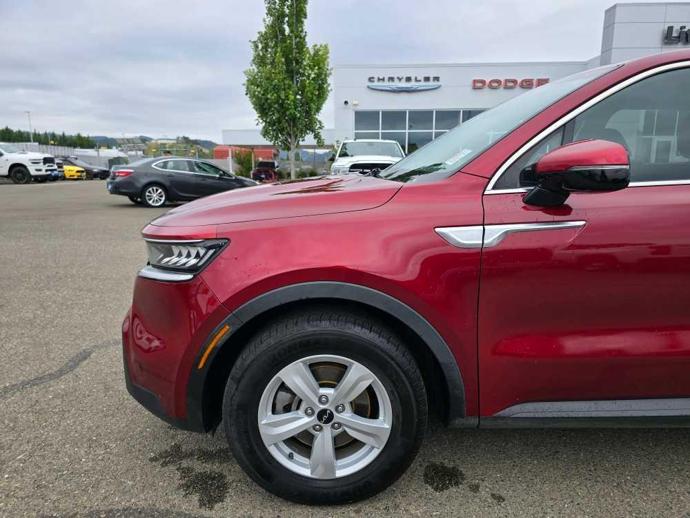 used 2022 Kia Sorento car, priced at $22,995