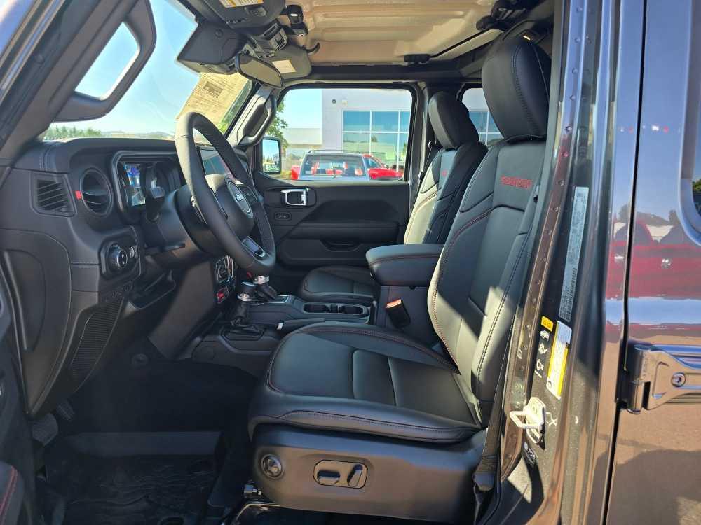 new 2025 Jeep Gladiator car, priced at $48,995