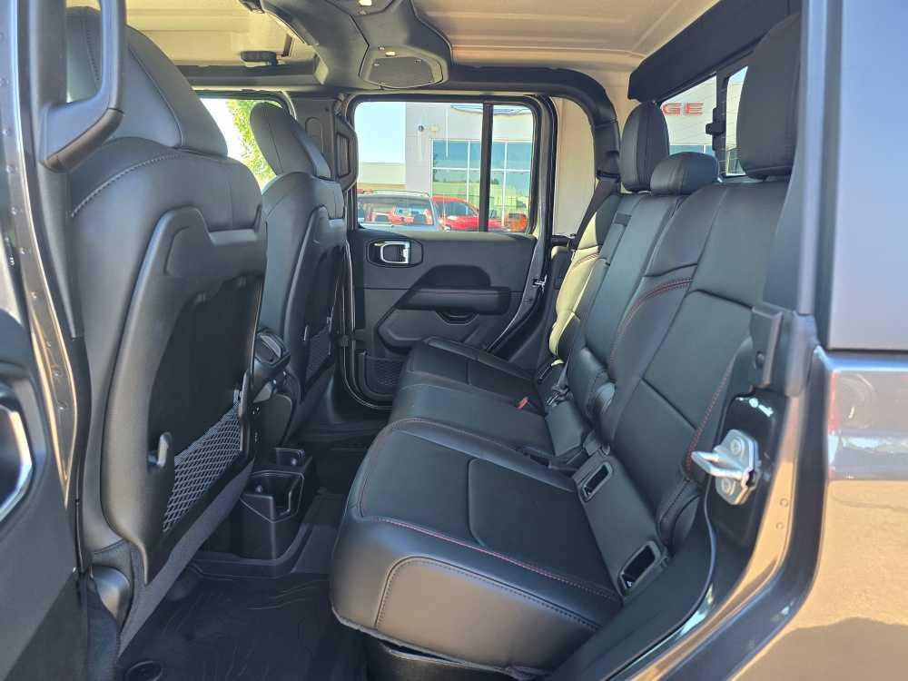 new 2025 Jeep Gladiator car, priced at $48,995