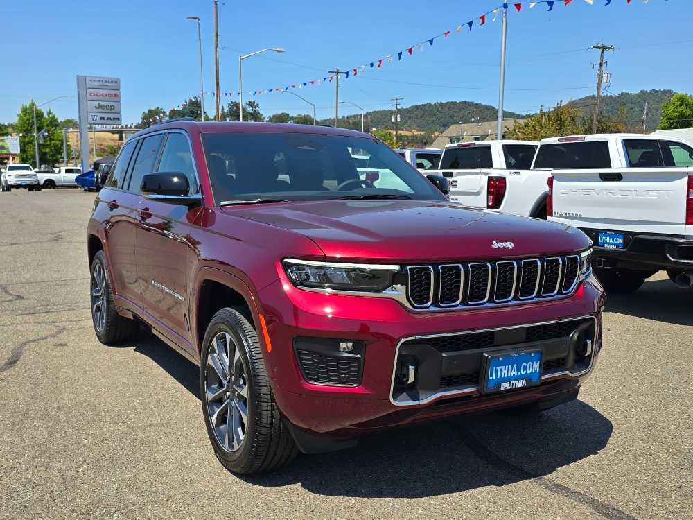 new 2025 Jeep Grand Cherokee car, priced at $57,995