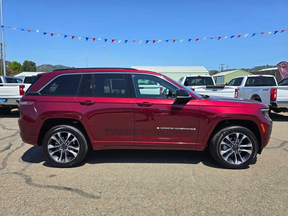 new 2025 Jeep Grand Cherokee car, priced at $57,995
