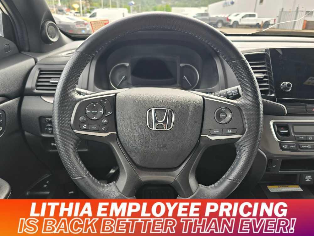 used 2022 Honda Passport car, priced at $33,995