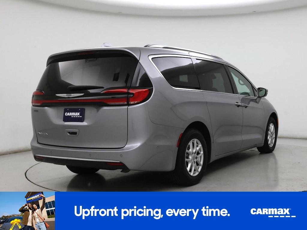 used 2021 Chrysler Pacifica car, priced at $33,998
