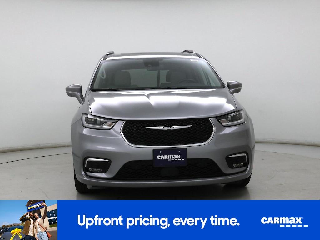 used 2021 Chrysler Pacifica car, priced at $33,998