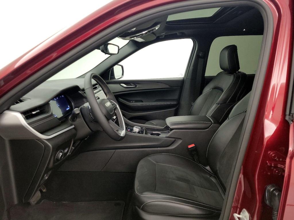 used 2024 Jeep Grand Cherokee car, priced at $37,998