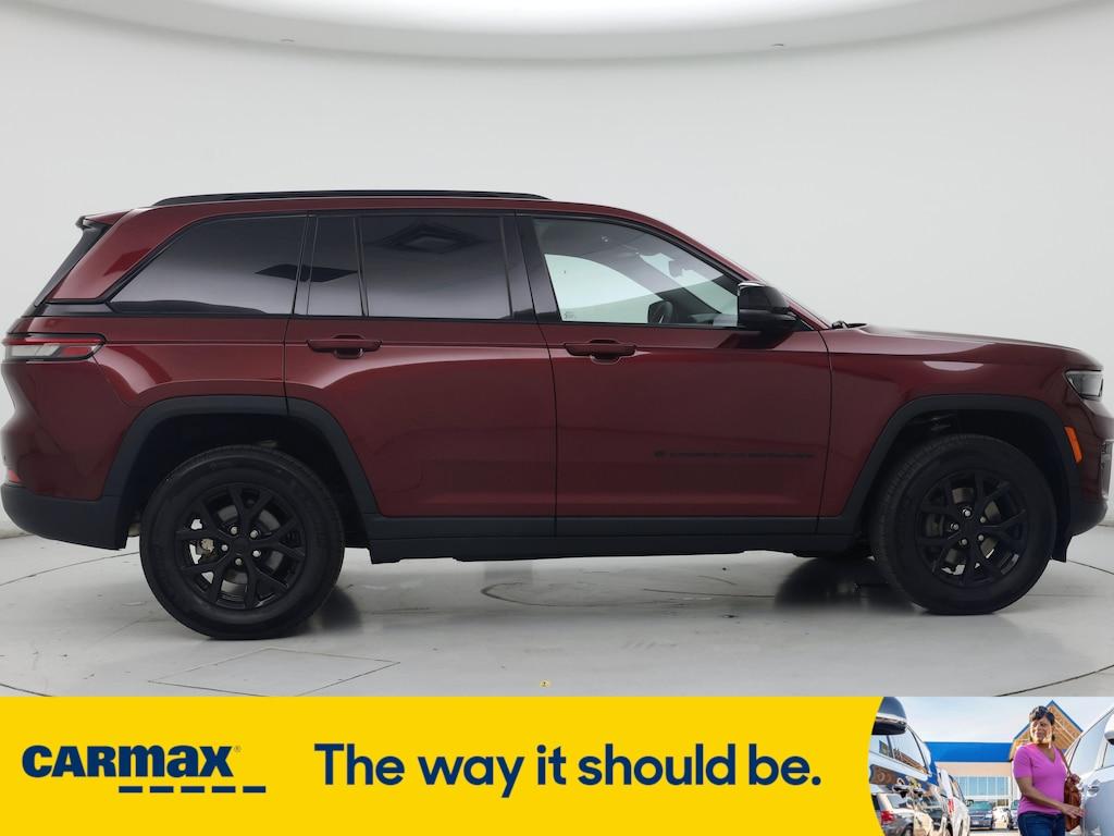 used 2024 Jeep Grand Cherokee car, priced at $37,998