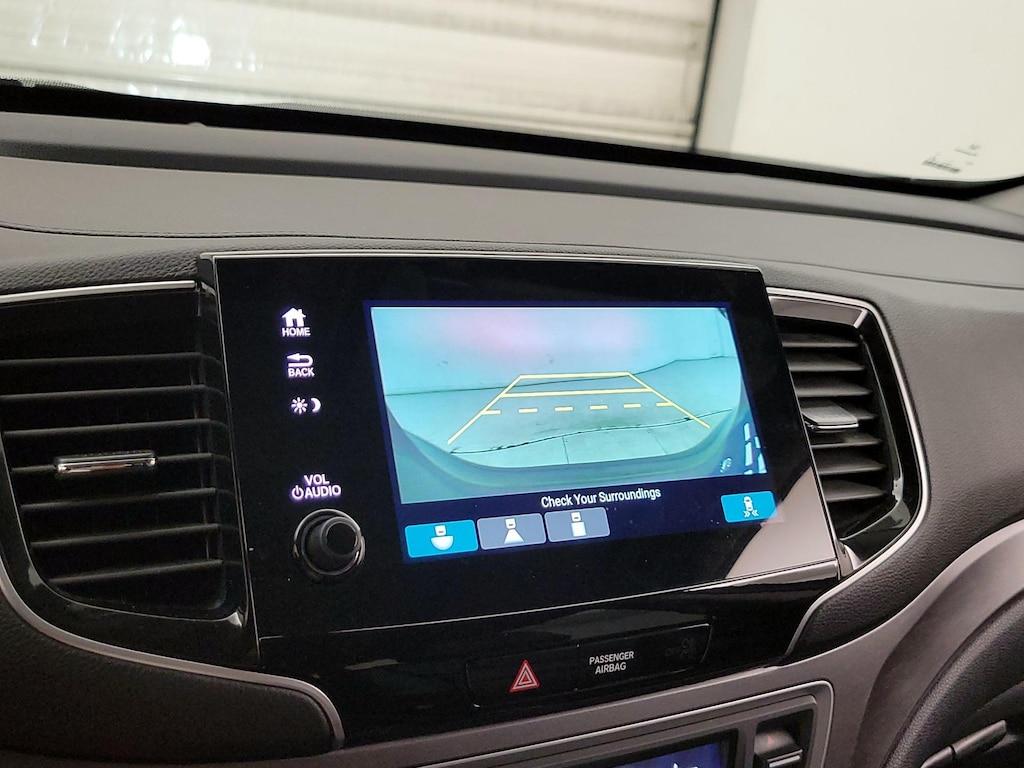 used 2022 Honda Pilot car, priced at $34,998