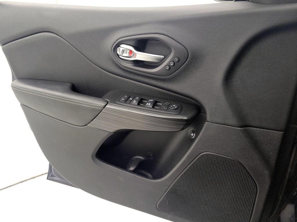 used 2014 Jeep Cherokee car, priced at $14,998