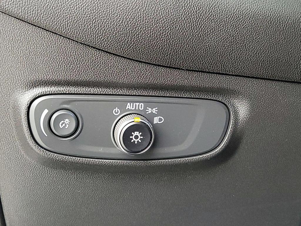 used 2022 Chevrolet Equinox car, priced at $24,998