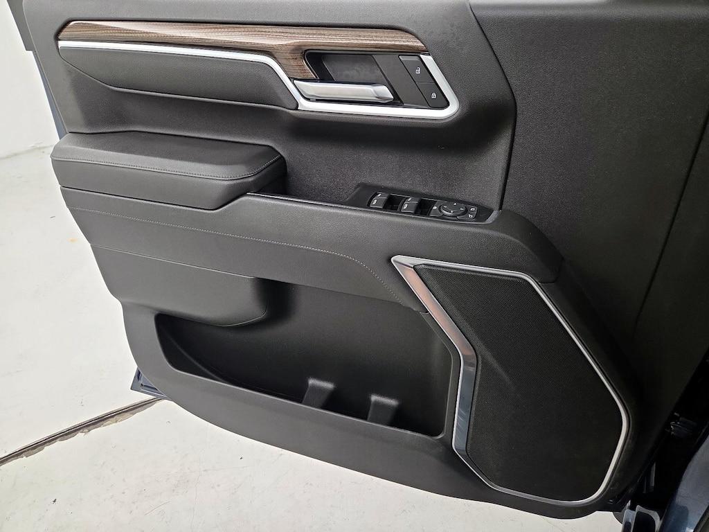 used 2022 Chevrolet Silverado 1500 car, priced at $33,998