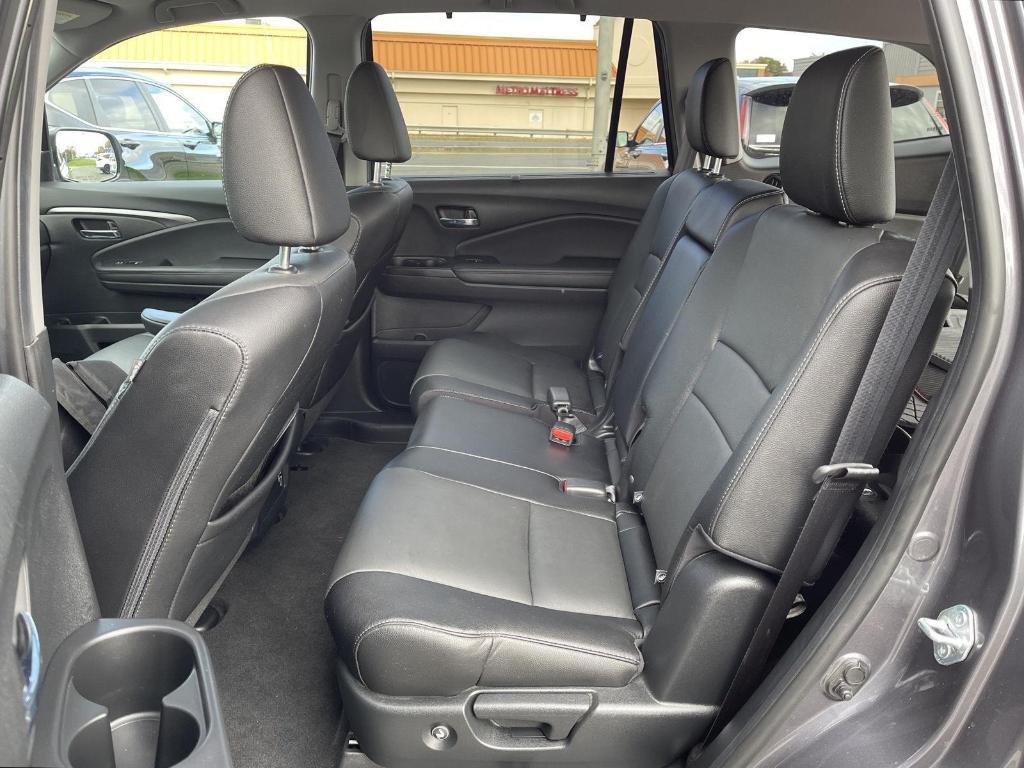 used 2021 Honda Pilot car, priced at $28,695