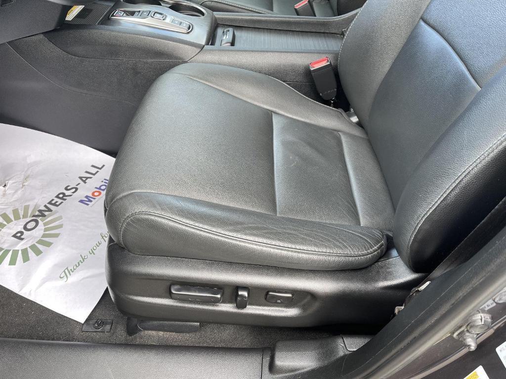 used 2021 Honda Pilot car, priced at $28,695