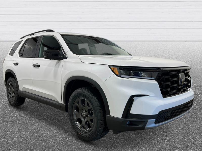 new 2025 Honda Pilot car, priced at $51,305