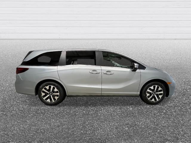 new 2026 Honda Odyssey car, priced at $43,404