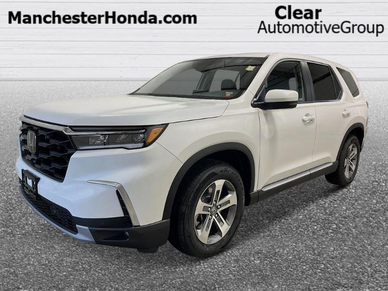 new 2025 Honda Pilot car, priced at $46,317