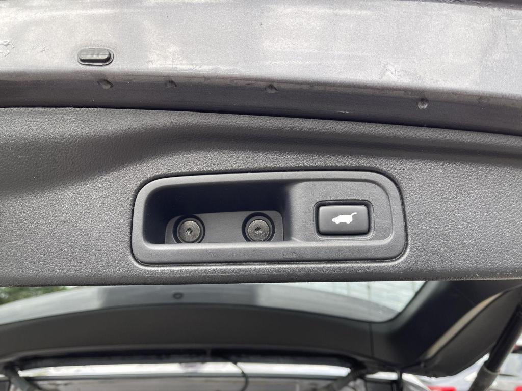 used 2019 Honda Pilot car, priced at $24,372