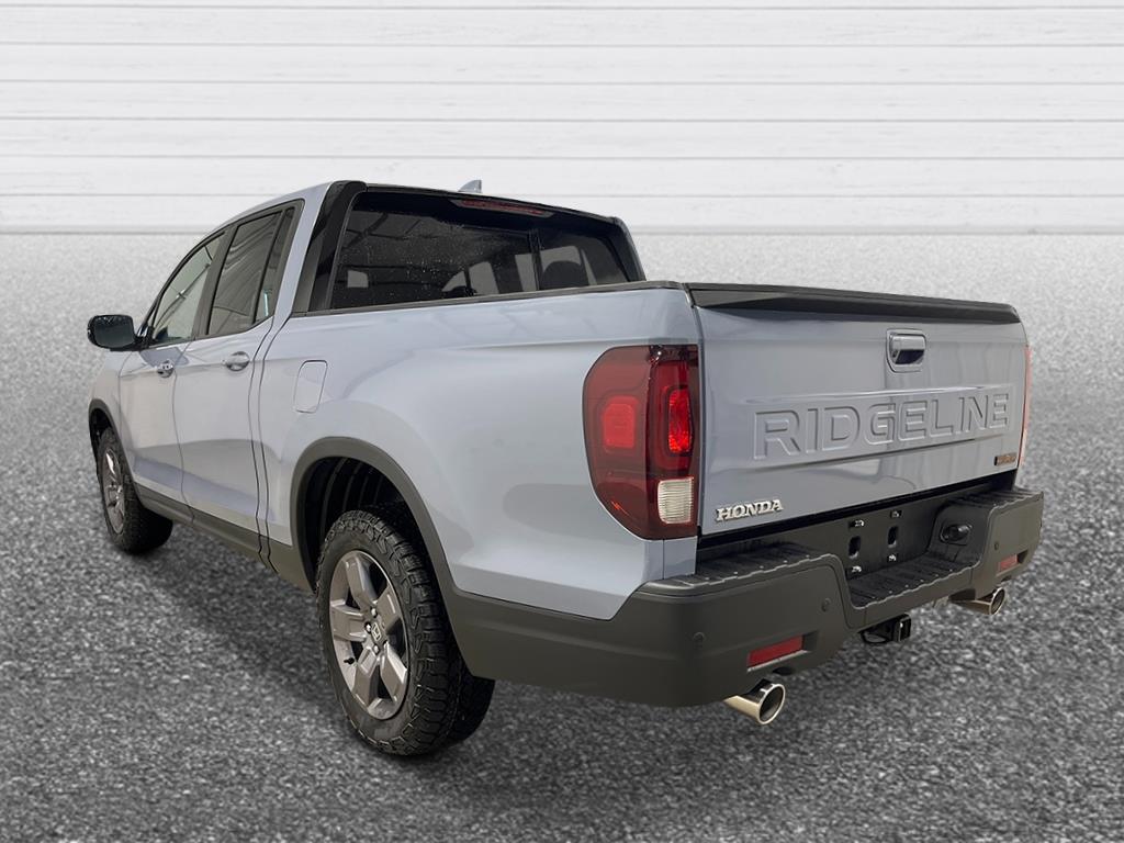 new 2025 Honda Ridgeline car, priced at $45,813