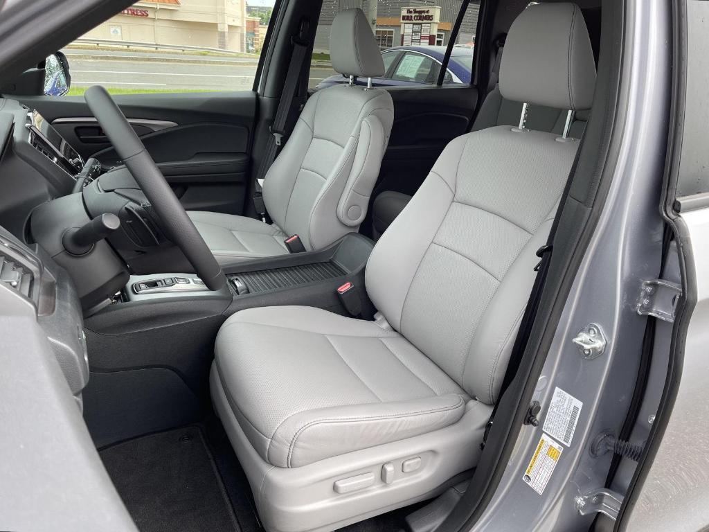 used 2022 Honda Pilot car, priced at $30,770