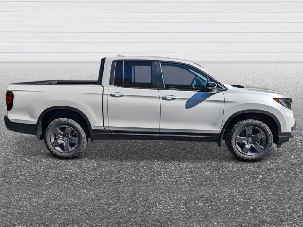 new 2025 Honda Ridgeline car, priced at $47,285