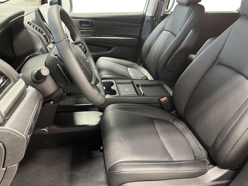 new 2025 Honda Odyssey car, priced at $43,670