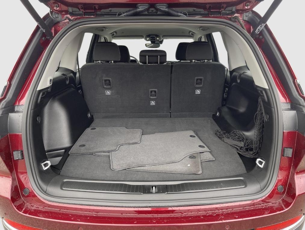 used 2023 Jeep Grand Cherokee car, priced at $29,692