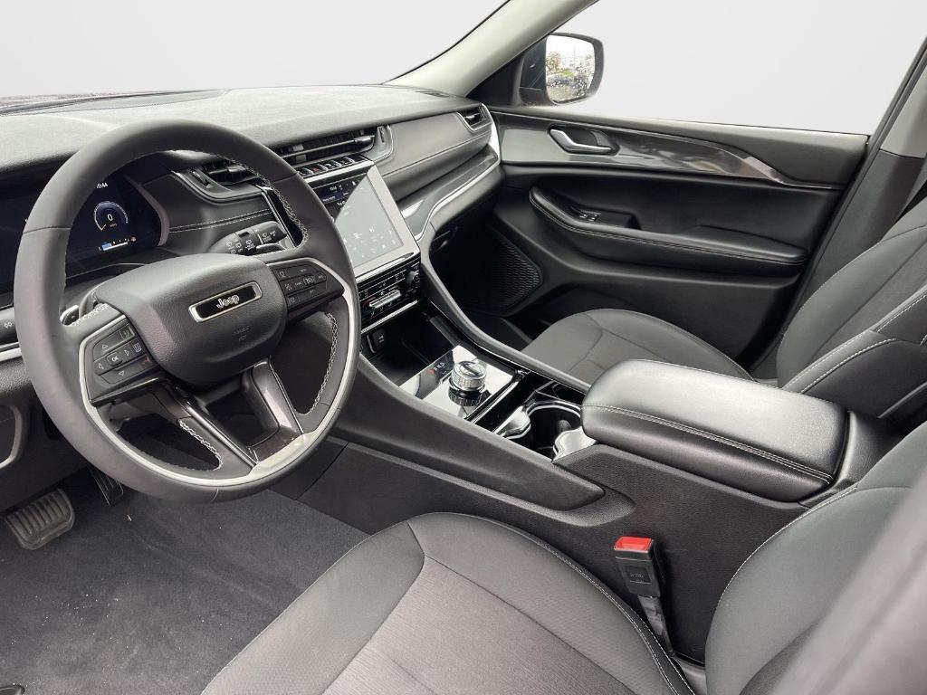 used 2023 Jeep Grand Cherokee car, priced at $29,692