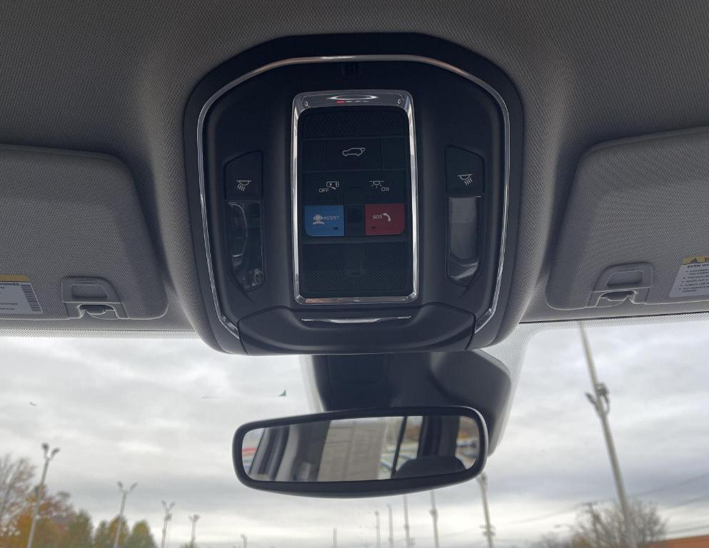 used 2023 Jeep Grand Cherokee car, priced at $29,692