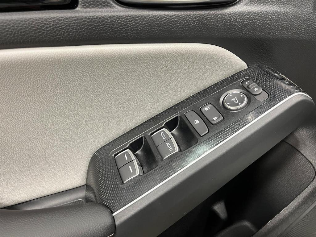 new 2025 Honda Civic Hybrid car, priced at $33,614