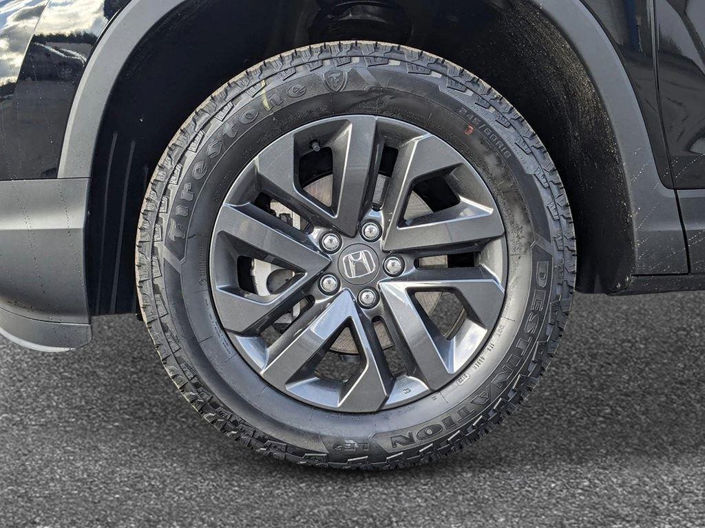 new 2025 Honda Ridgeline car, priced at $39,936