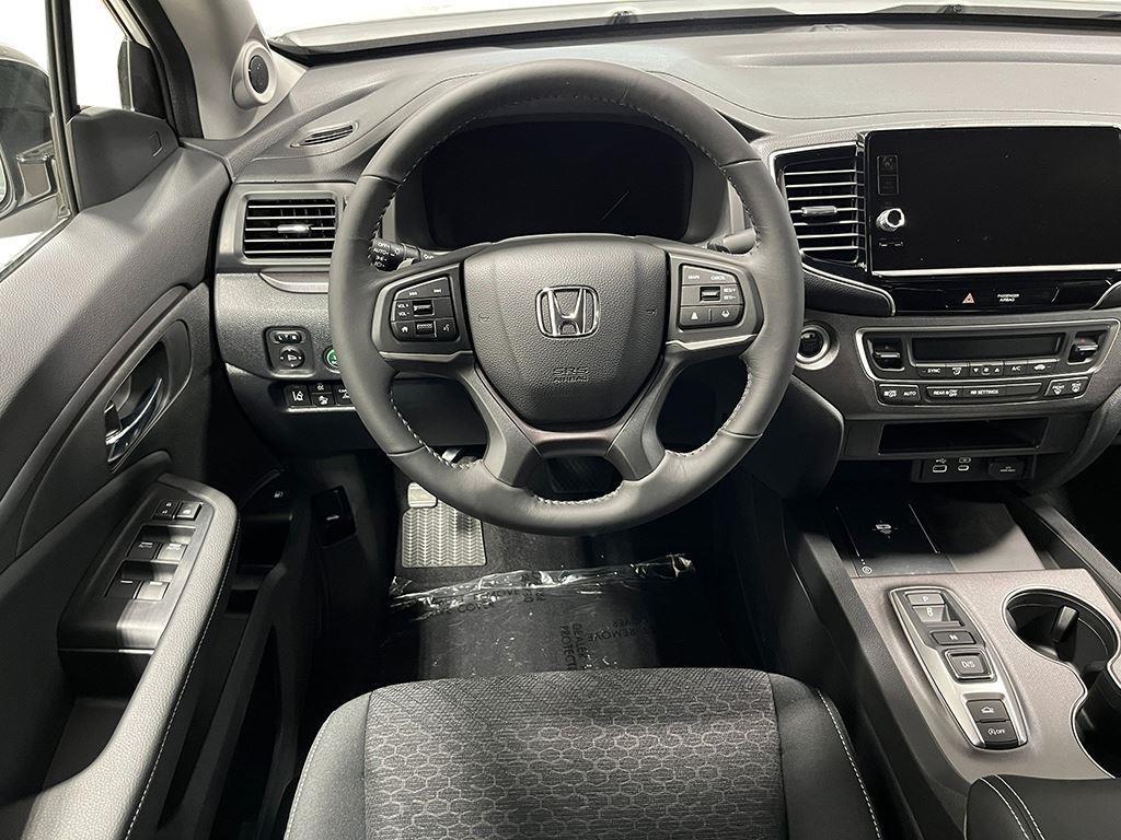 new 2025 Honda Ridgeline car, priced at $39,936
