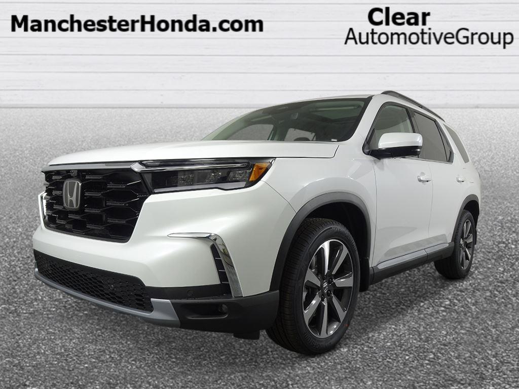 new 2025 Honda Pilot car, priced at $55,004