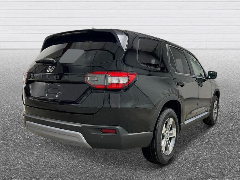 new 2025 Honda Pilot car, priced at $44,740