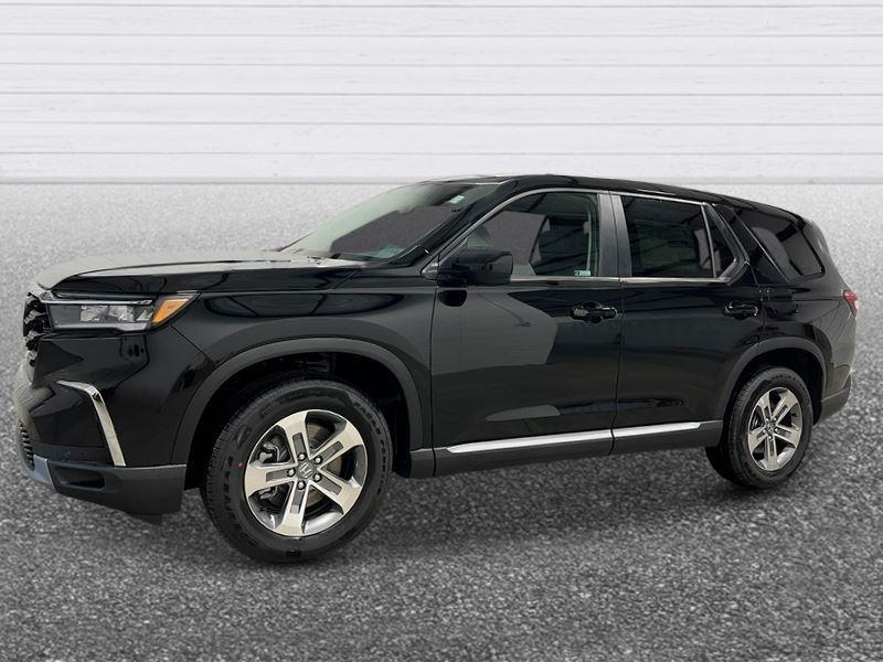 new 2025 Honda Pilot car, priced at $44,740