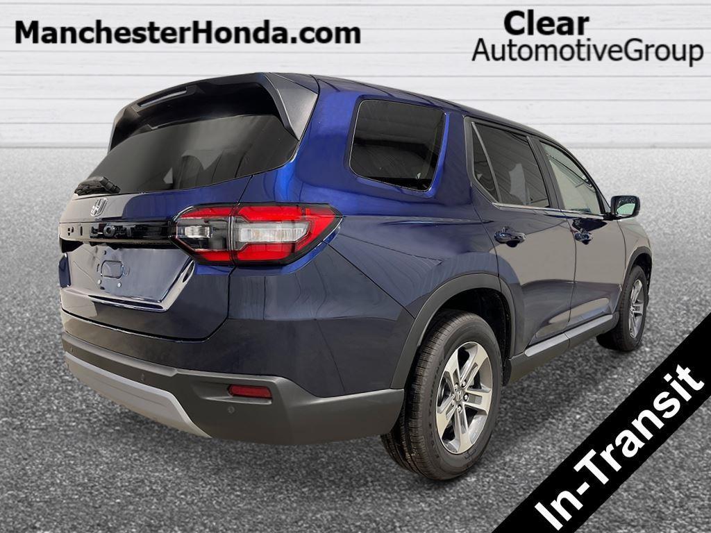 new 2025 Honda Pilot car, priced at $47,050