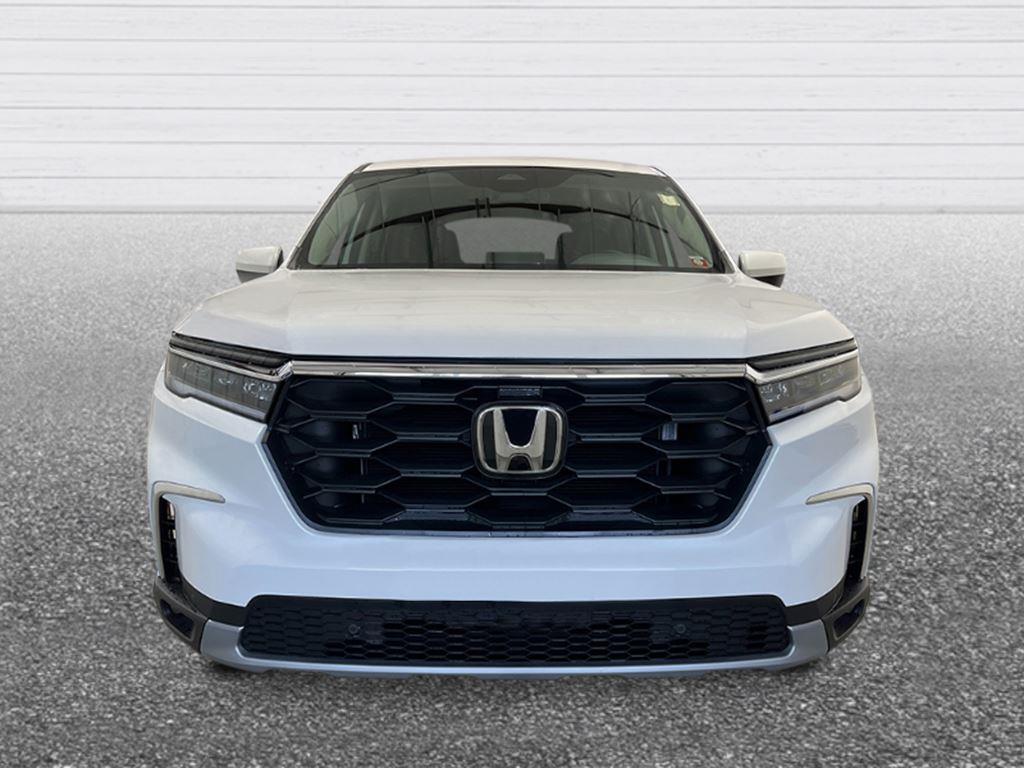 new 2025 Honda Pilot car, priced at $45,173