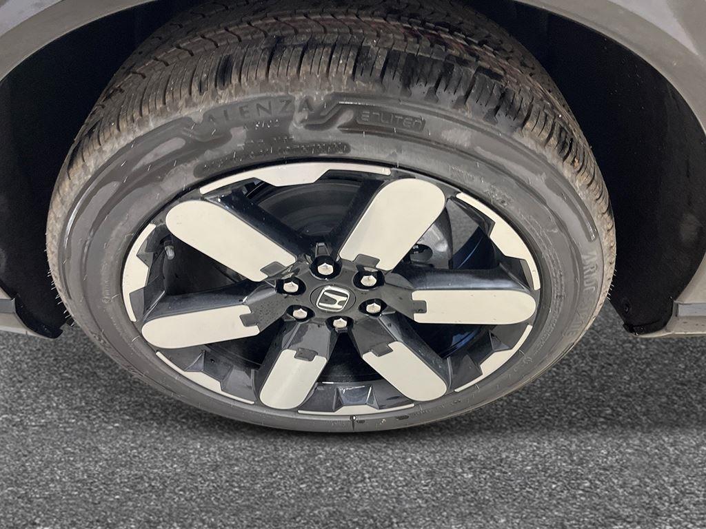 new 2025 Honda Prologue car, priced at $55,579