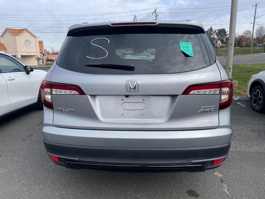 used 2022 Honda Pilot car, priced at $31,780