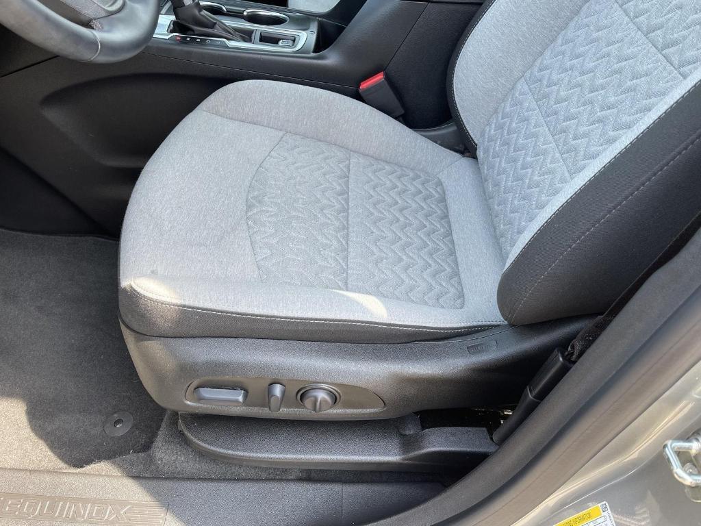 used 2023 Chevrolet Equinox car, priced at $23,403