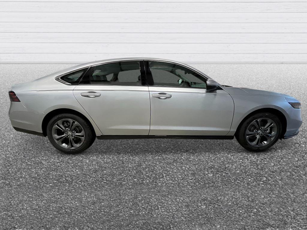 new 2025 Honda Accord Hybrid car, priced at $35,116